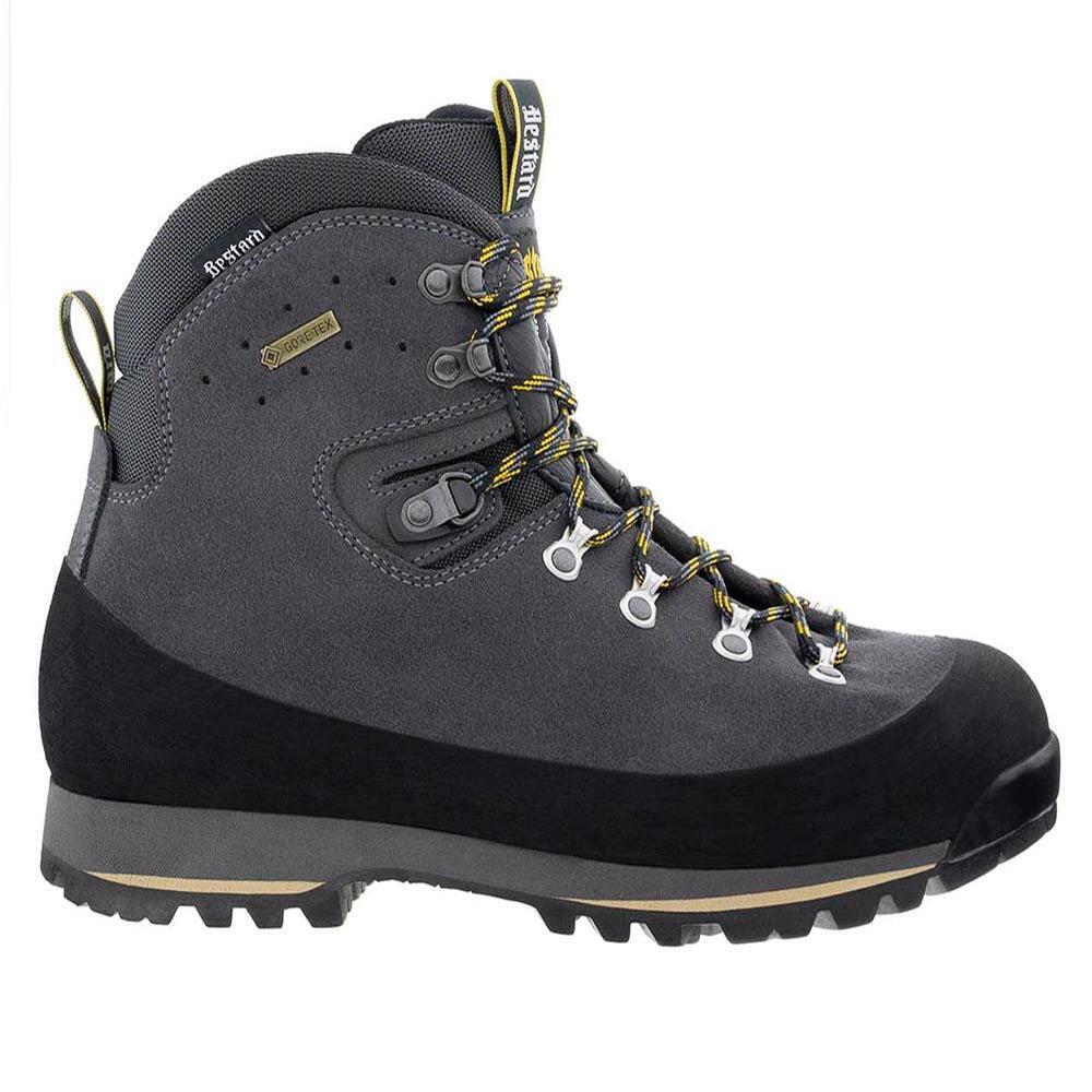 Bestard Kathmandu UK-9½ = EUR-44