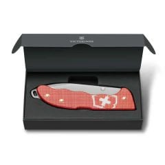 Victorinox 0.9415.L25 Evoke Kırmızı 2025 Limitli Üretim Çakı