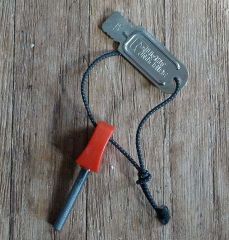 Light My Fire Firesteel Ateş Başlatıcı Kırmızı